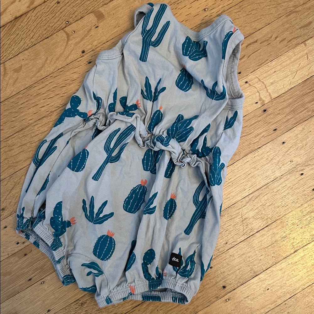 Tea bubble romper - Picture 3 of 3